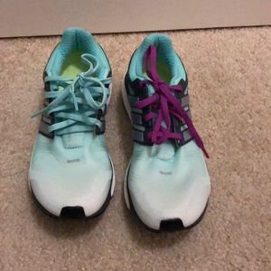 Adidas Energy Boost Women’s size 7 1/2